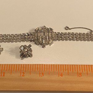SOLD Beautiful vintage rhinestone bracelet and earrings set
